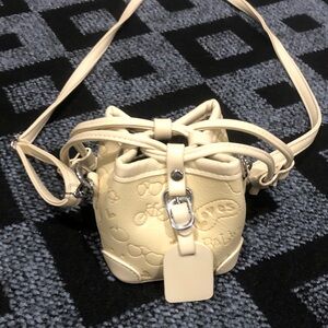 Cream Women's Drawstring Crossbody Bag